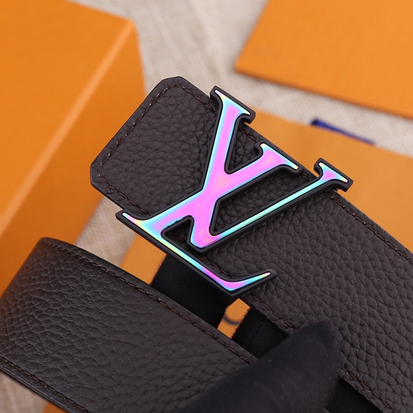 激安ルイヴィトンベルト着用イメージ